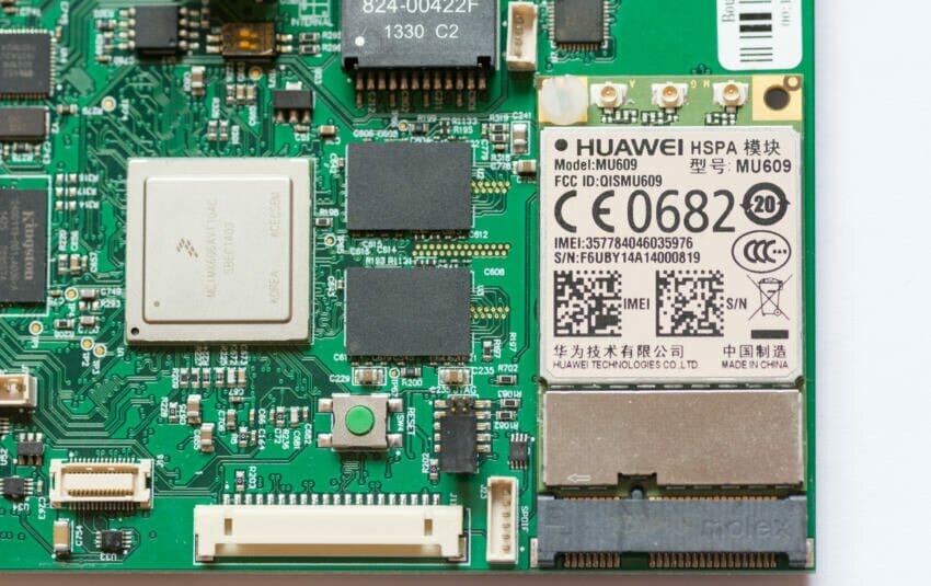 Nitrogen-Max board, top, MU609 modem inserted to the PCI-e socket.