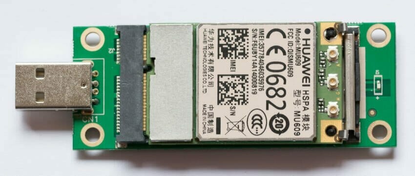 Mini PCI-e to USB Adapter, top with PCI-e MU609 modem